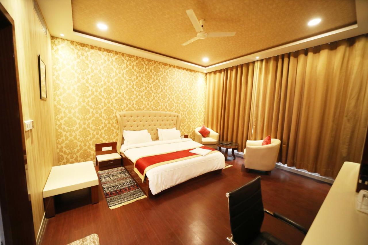 Hotel Panchsheel Ayodhya Exterior photo